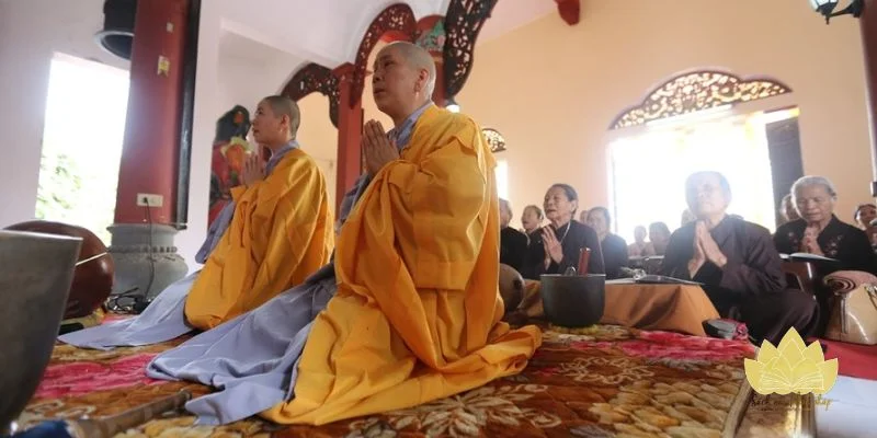 Sai sót thường gặp khi gửi lời chúc trong môi trường Phật giáo