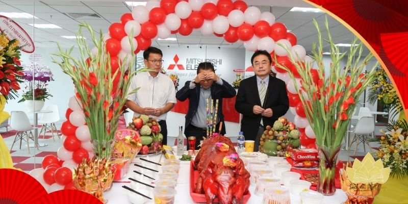 Bài văn khấn cúng khai trương chuẩn dễ áp dụng