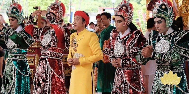 Cách đọc văn khấn cúng Tổ nghề sân khấu đúng tâm