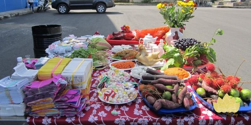 Chọn ngày giờ và địa điểm thanh tịnh khi cúng