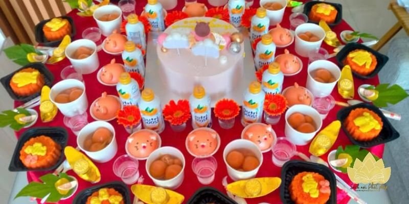 Nghi lễ truyền thống cầu bình an cho em bé mới