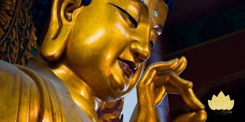 Nụ cười giúp hành giả giữ tâm an trước biến động