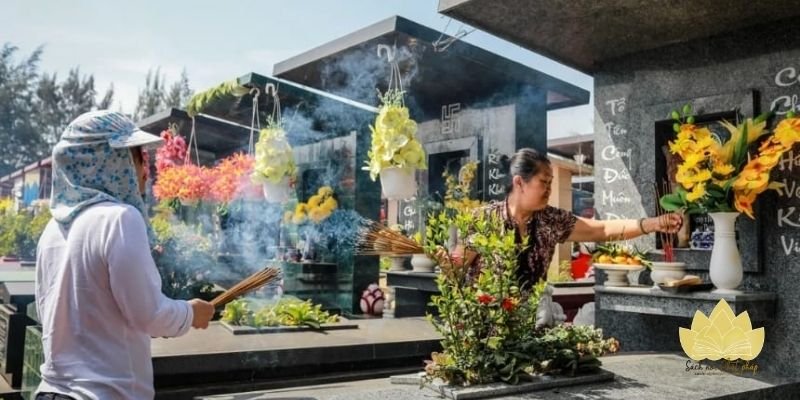 Thời điểm phù hợp để tưởng nhớ và tri ân người đã khuất